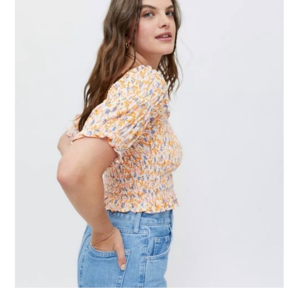 URBAN OUTFITTERS * daydreamer smocked off the shoulder floral print blouse - Picture 3 of 7